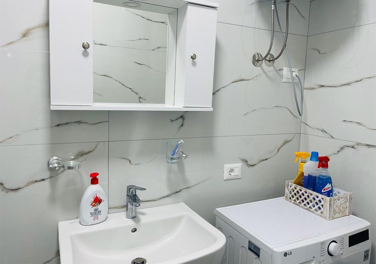 Sunset Apartment, Golem, Albania Seaview 公寓 *